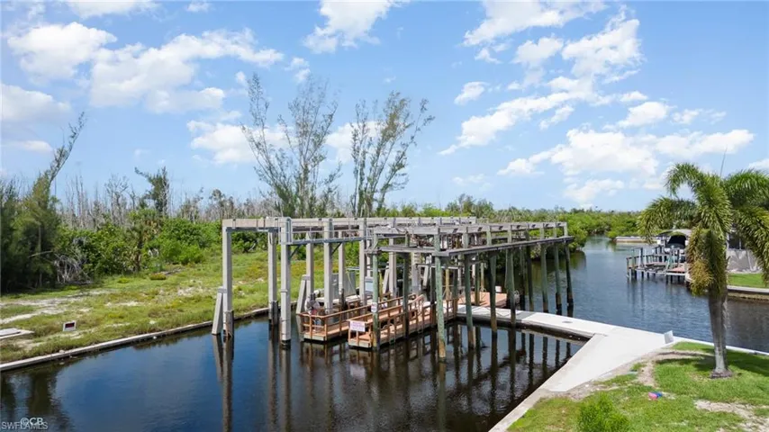 Bayside Boat Lift