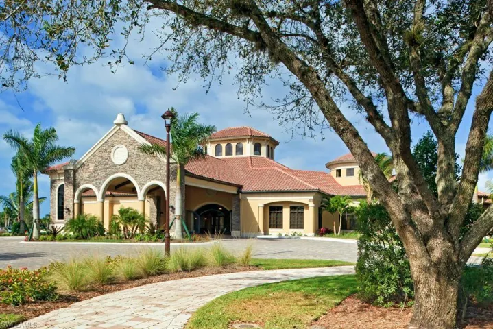 9560 Trevi Ct 4812, Naples, Florida 34113