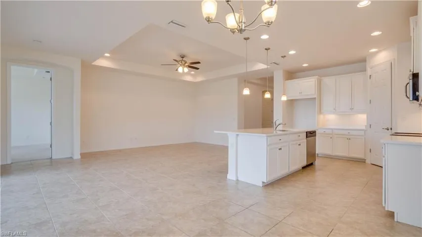 3036 Sunset Pointe Cir, Cape Coral, Florida 33914