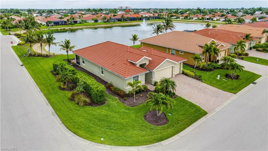 3036 Sunset Pointe Cir, Cape Coral, Florida 33914