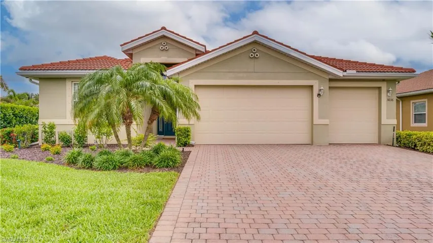 3036 Sunset Pointe Cir, Cape Coral, Florida 33914