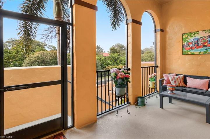 Screened front porch