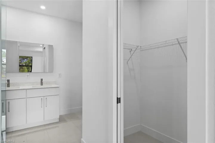 841 Bianca Ave S, Lehigh Acres, Florida 33974
