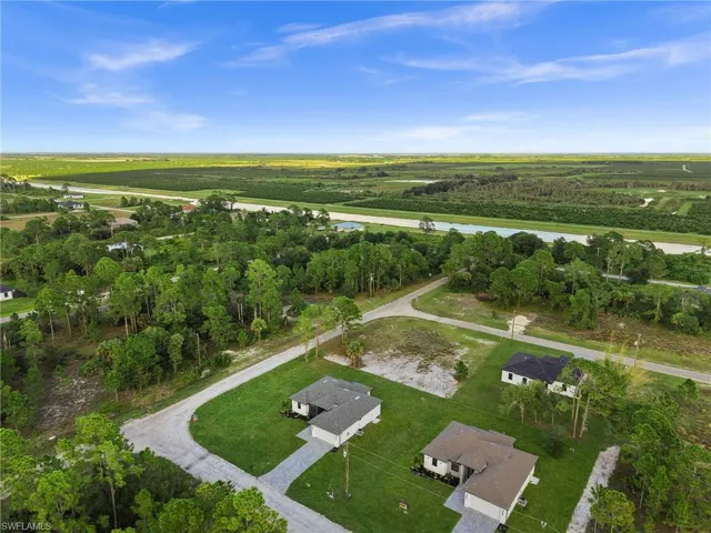 841 Bianca Ave S, Lehigh Acres, Florida 33974