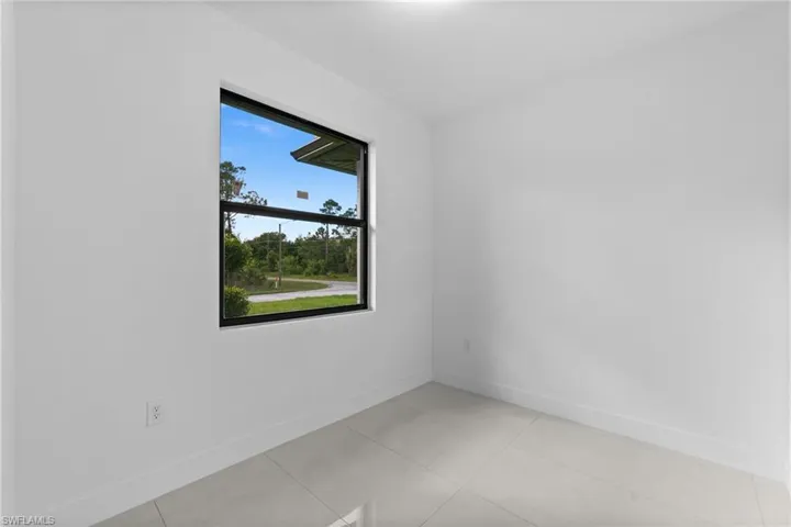 841 Bianca Ave S, Lehigh Acres, Florida 33974