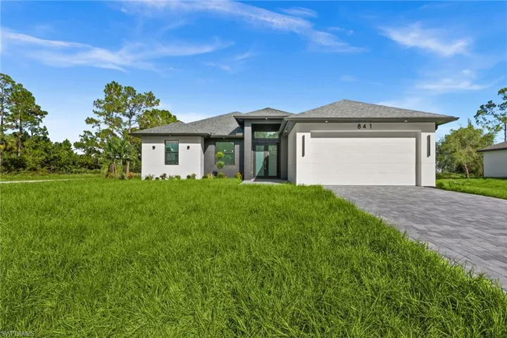 841 Bianca Ave S, Lehigh Acres, Florida 33974