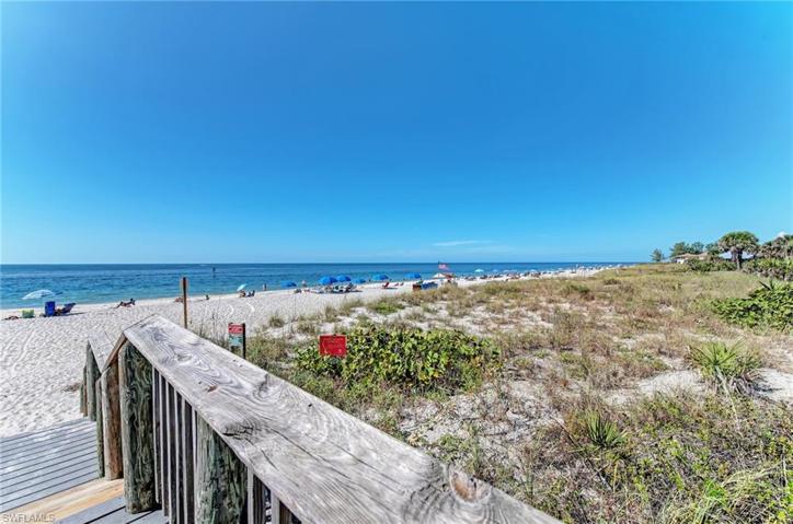 4192  Reynolds  LN, PORT CHARLOTTE, FL 33981