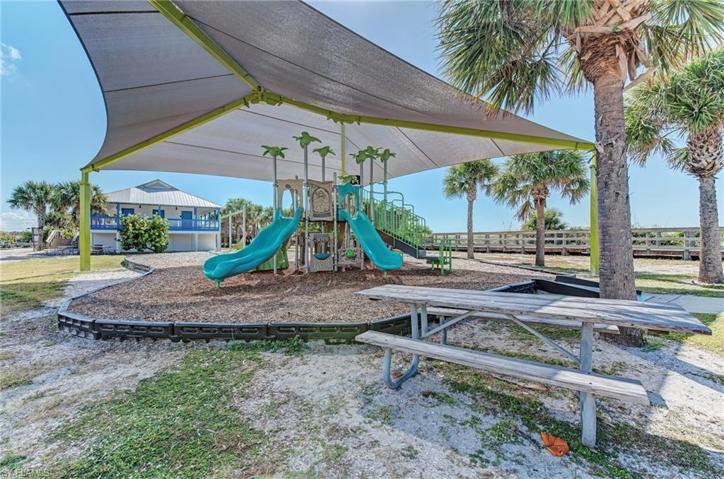 4192  Reynolds  LN, PORT CHARLOTTE, FL 33981
