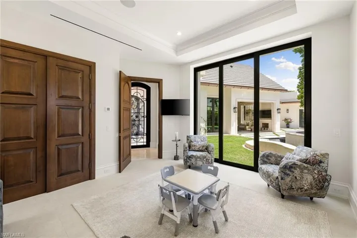 1598 Nautilus Rd, Naples, Florida 34102