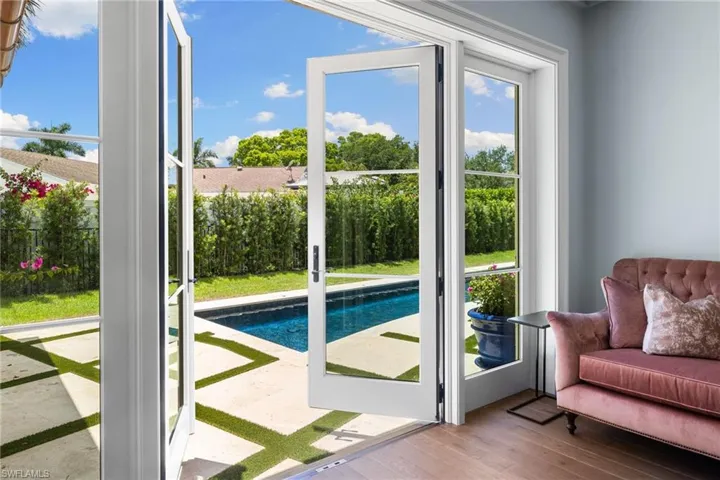 1598 Nautilus Rd, Naples, Florida 34102
