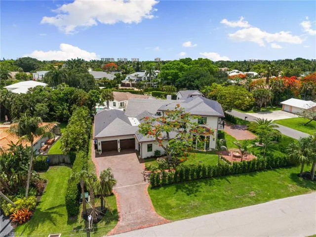 1598 Nautilus Rd, Naples, Florida 34102