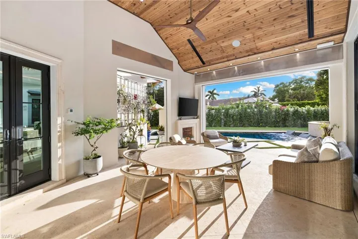 1598 Nautilus Rd, Naples, Florida 34102