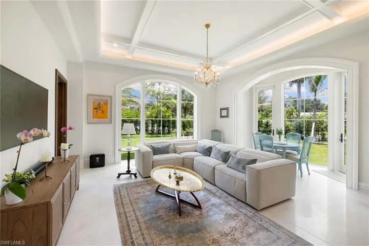 1598 Nautilus Rd, Naples, Florida 34102