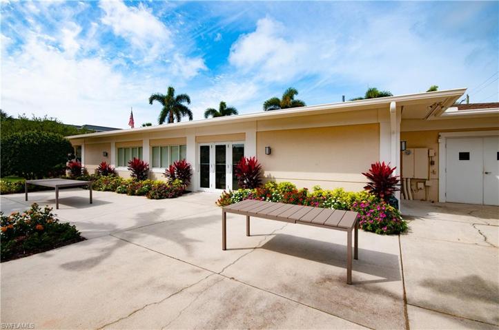 510 12th AVE S # 510, NAPLES FL 34102