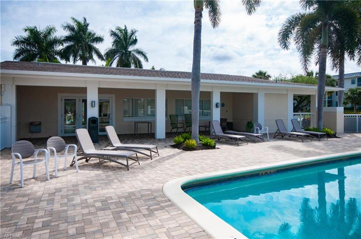 510 12th AVE S # 510, NAPLES FL 34102