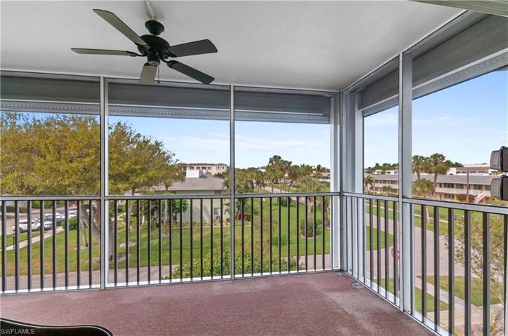 510 12th AVE S # 510, NAPLES FL 34102
