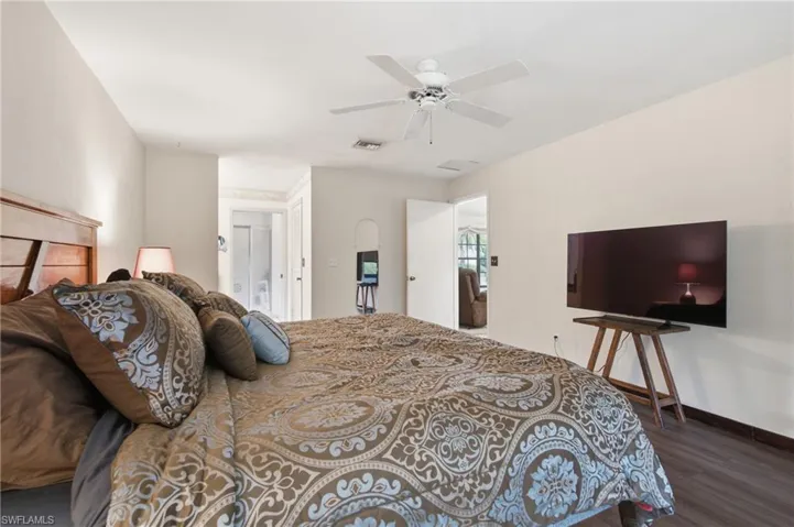 2378 River Reach Dr, Naples, Florida 34104