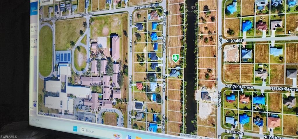 1721 NE 13th AVE, CAPE CORAL FL 33909