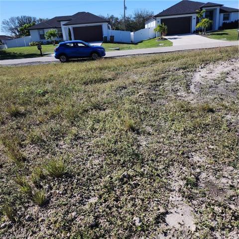 1721 NE 13th AVE, CAPE CORAL FL 33909