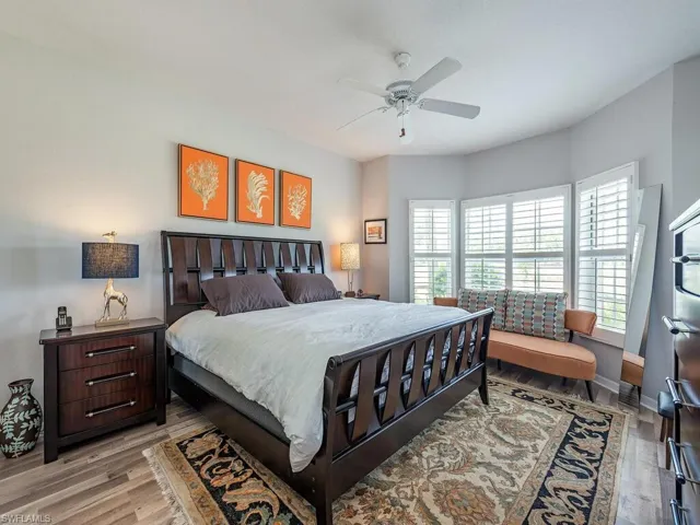 6045  Chardonnay  LN, Naples, FL 34119
