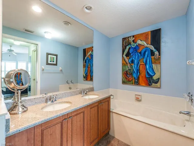 6045  Chardonnay  LN, Naples, FL 34119