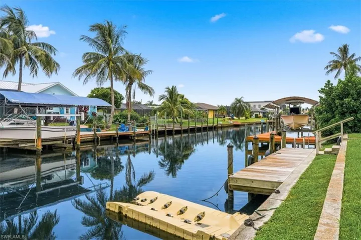 4805 Sorrento Ct 106, Cape Coral, Florida 33904