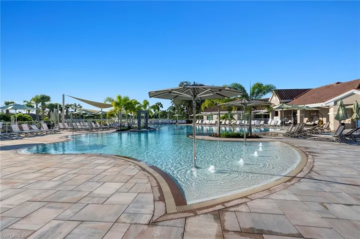 8520 Danbury Blvd 203, Naples, Florida 34120