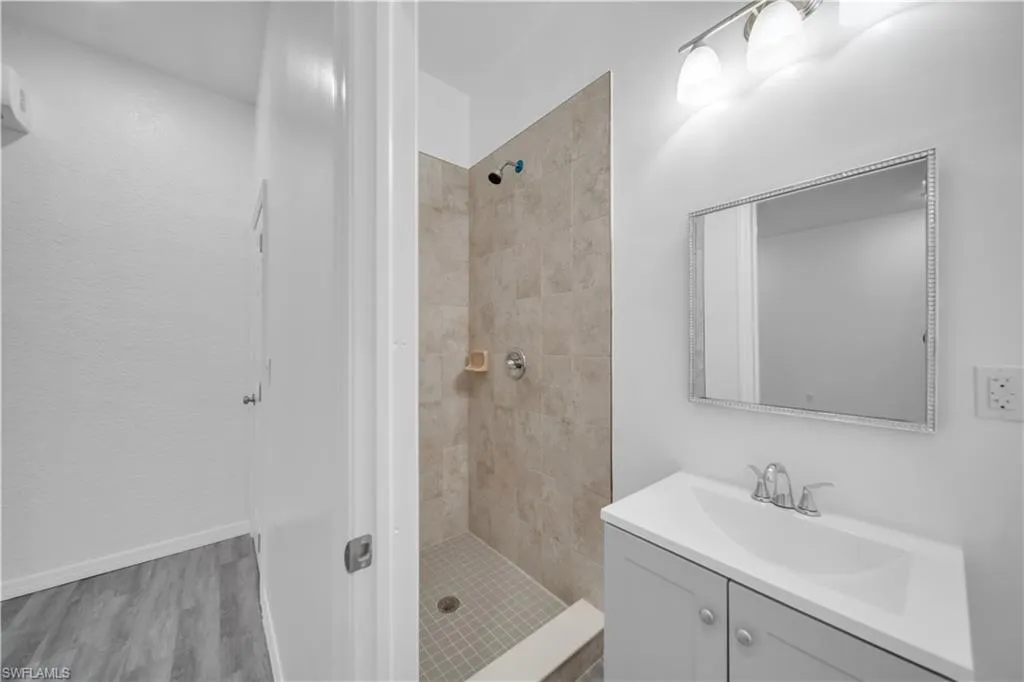 3100 Flora AVE, Lehigh Acres, FL 33976,225062994
