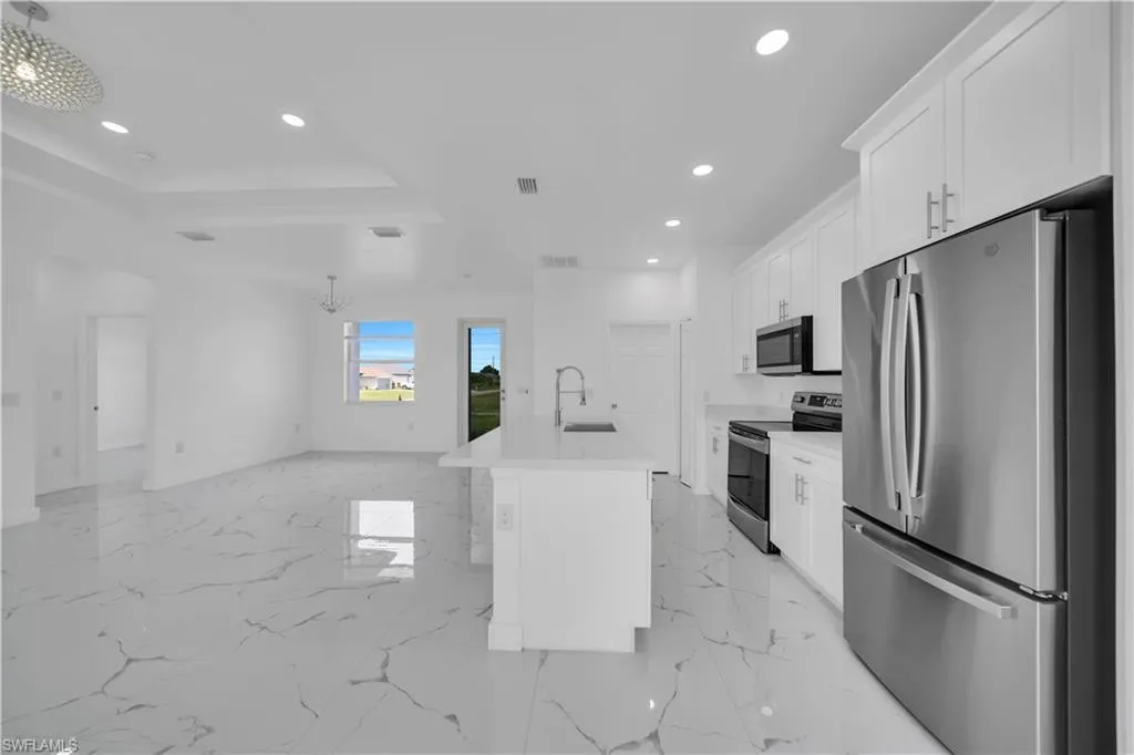 3100 Flora AVE, Lehigh Acres, FL 33976,225062994