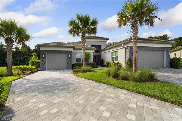 12083  Azalea  WAY, Naples, FL 34120