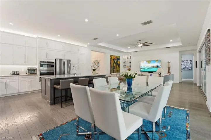 12083  Azalea  WAY, Naples, FL 34120