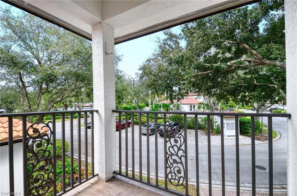 2451 Game Hawk CT, Naples, FL 34105,224090567