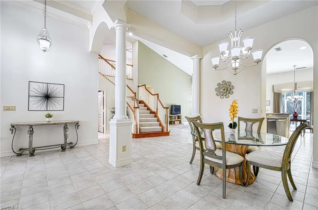 2451 Game Hawk CT, Naples, FL 34105,224090567