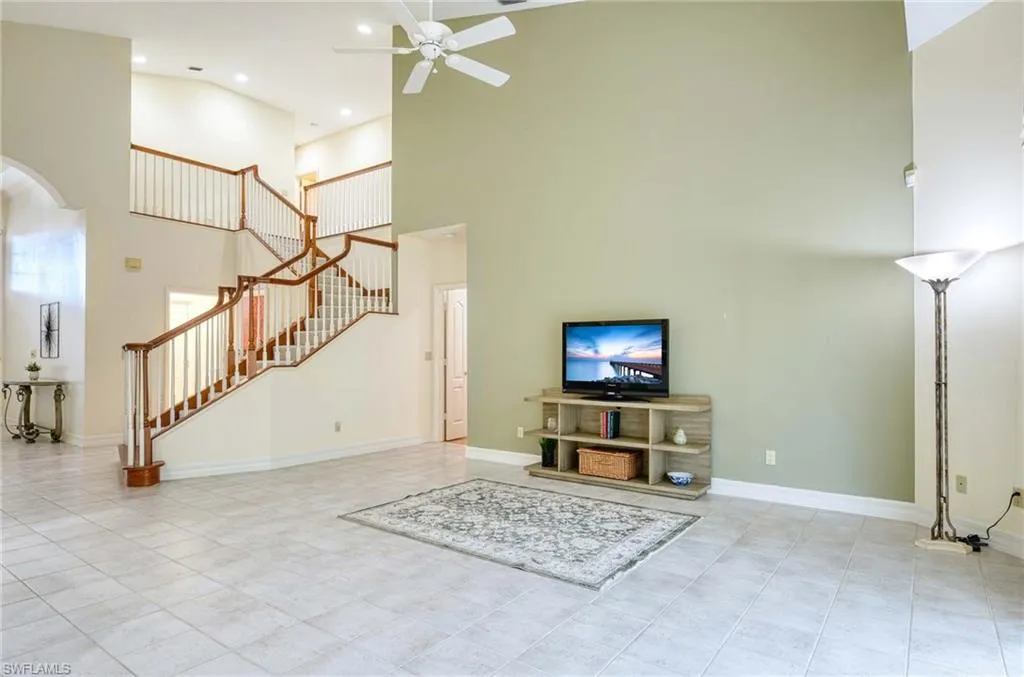 2451 Game Hawk CT, Naples, FL 34105,224090567