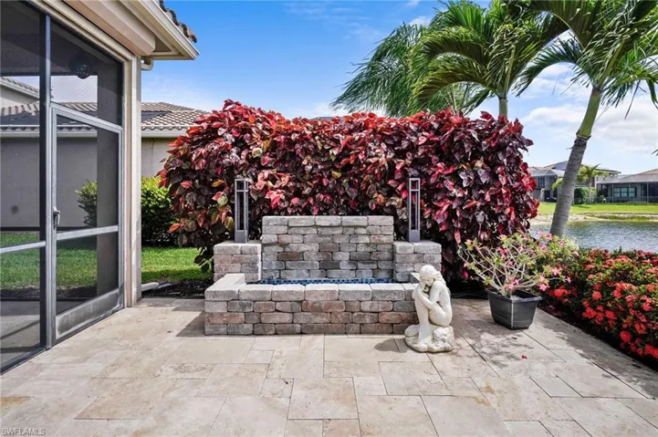 11689 Kati Falls Ln, Fort Myers, Florida 33913