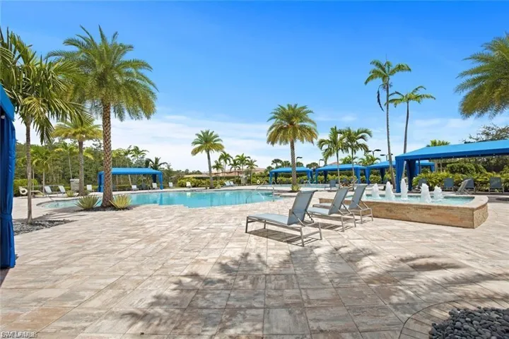 11689 Kati Falls Ln, Fort Myers, Florida 33913