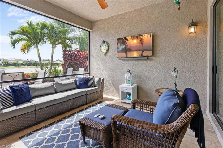 11689 Kati Falls Ln, Fort Myers, Florida 33913