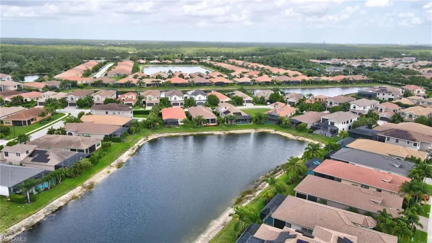 11689 Kati Falls Ln, Fort Myers, Florida 33913
