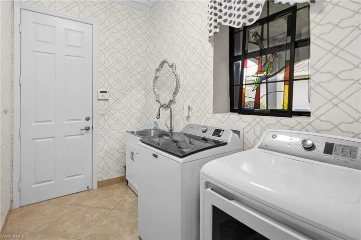 11689 Kati Falls Ln, Fort Myers, Florida 33913