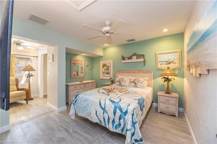 1074 Bedroom 1 with Sitting Area