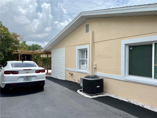 1074 Park up to a 36' RV, Boat, Trailer.  Extra Asphalt to hold 22K pound Vehicle