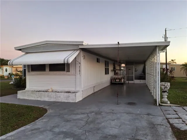 3101  Venus  LN, North Fort Myers, FL 33903