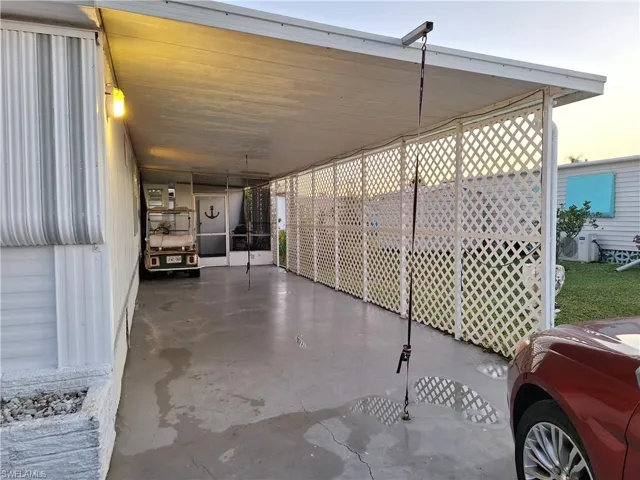 Driveway, Carport and Lanai