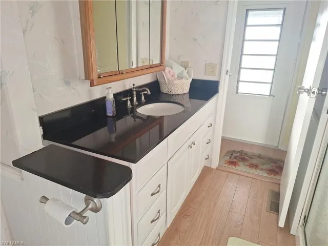 3101  Venus  LN, North Fort Myers, FL 33903