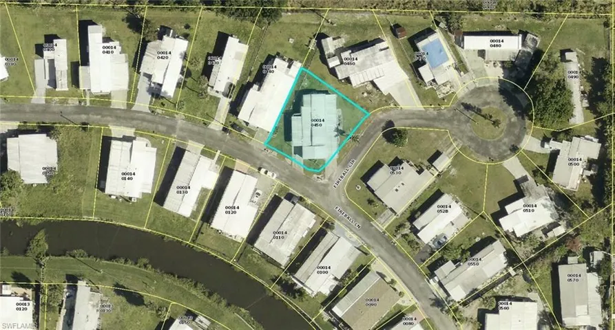 217 Fireball Ln - Corner Lot