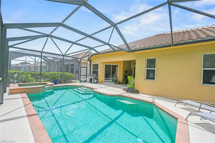 13871  Farnese  DR, Estero, FL 33928
