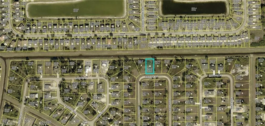431 Paddock St, Lehigh Acres, Florida 33974
