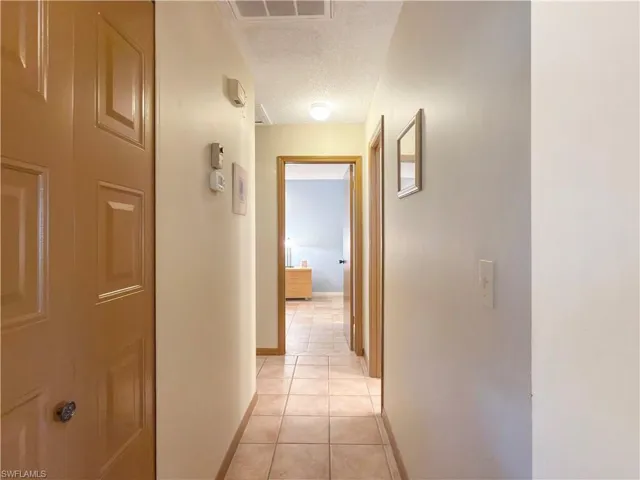 1232  Haddington  CIR, Sun City Center, FL 33573