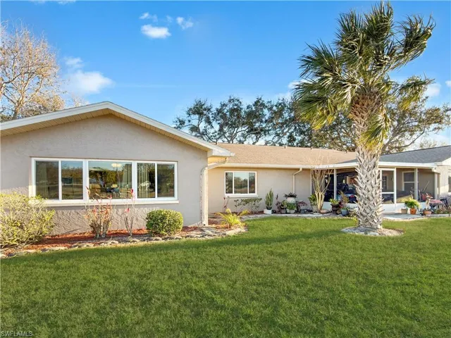 1232  Haddington  CIR, Sun City Center, FL 33573