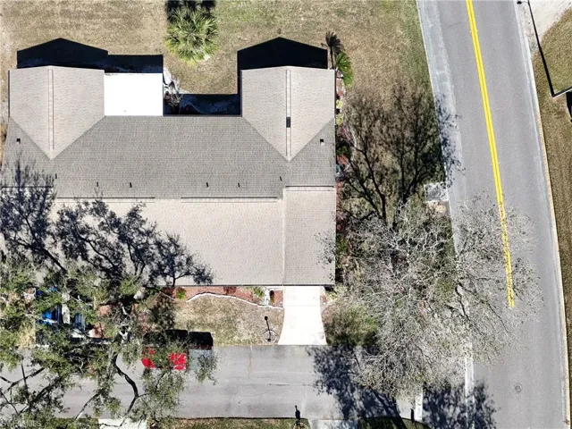 1232  Haddington  CIR, Sun City Center, FL 33573